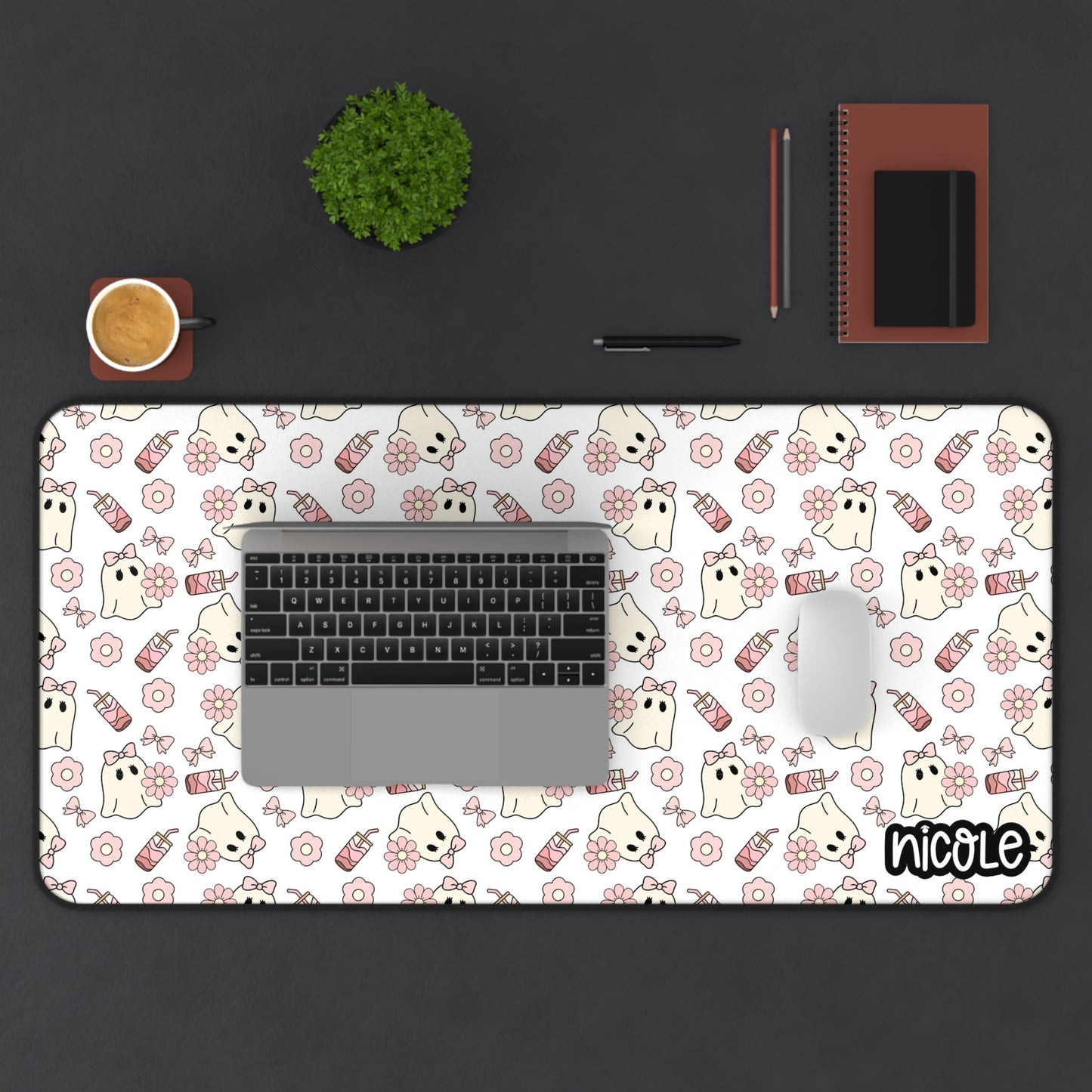 Cute Ghosts Desk Mat, Kawaii Desk Accessories, Office Decor, Halloween Gift, Cute Mouse Pad, Playful Workspace
