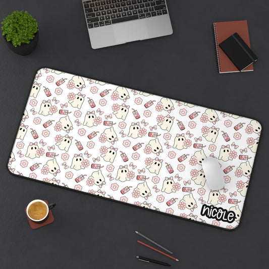 Cute Ghosts Desk Mat, Kawaii Desk Accessories, Office Decor, Halloween Gift, Cute Mouse Pad, Playful Workspace
