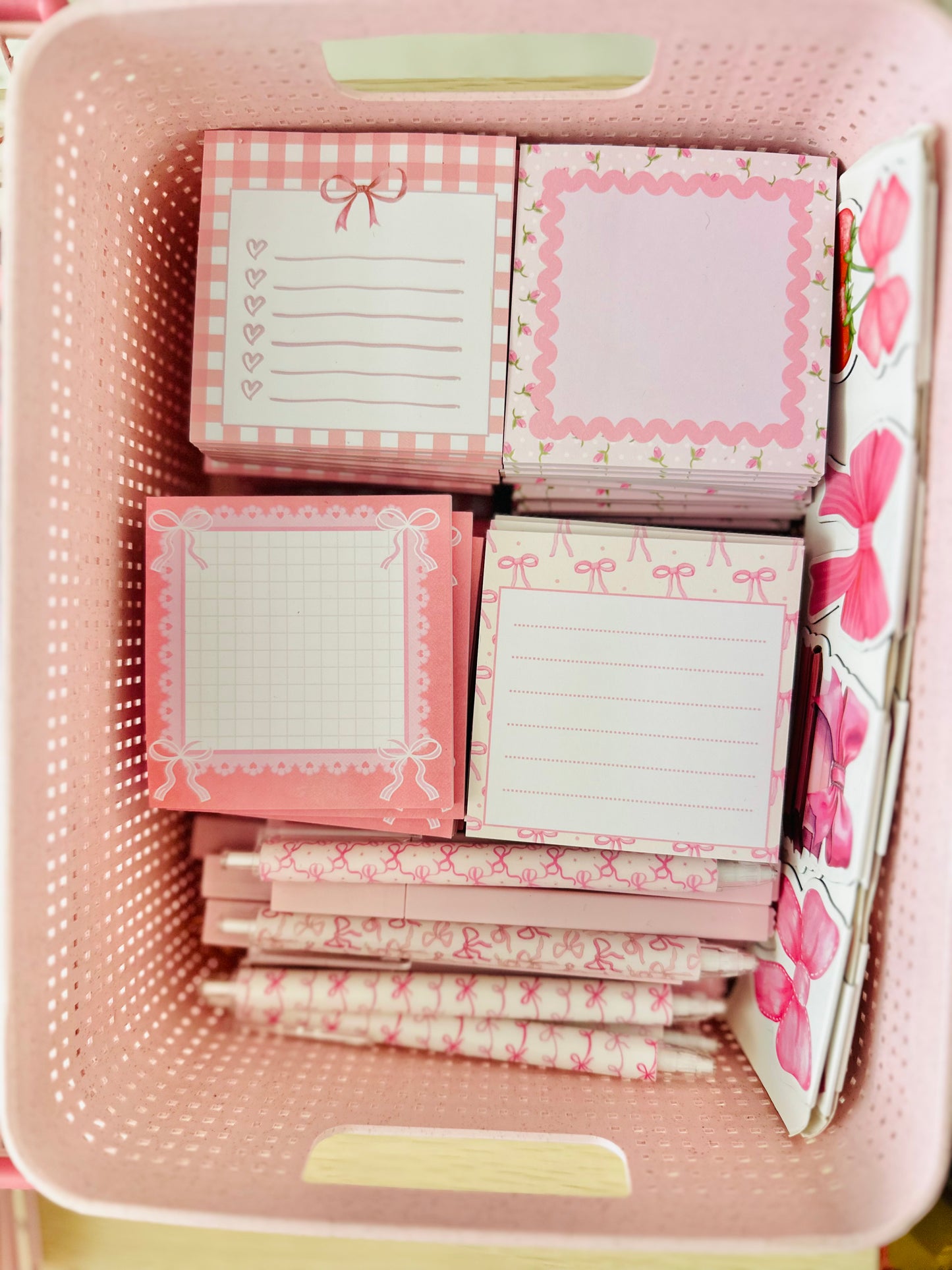 🎀 Deluxe Desk Kit Mystery Box — 40 Curated Items for the Ultimate Desk Glow‑Up | Pink Aesthetic Desk Set & Gift Box | ADD TO DESK MAT ORDER GET 25% OFF