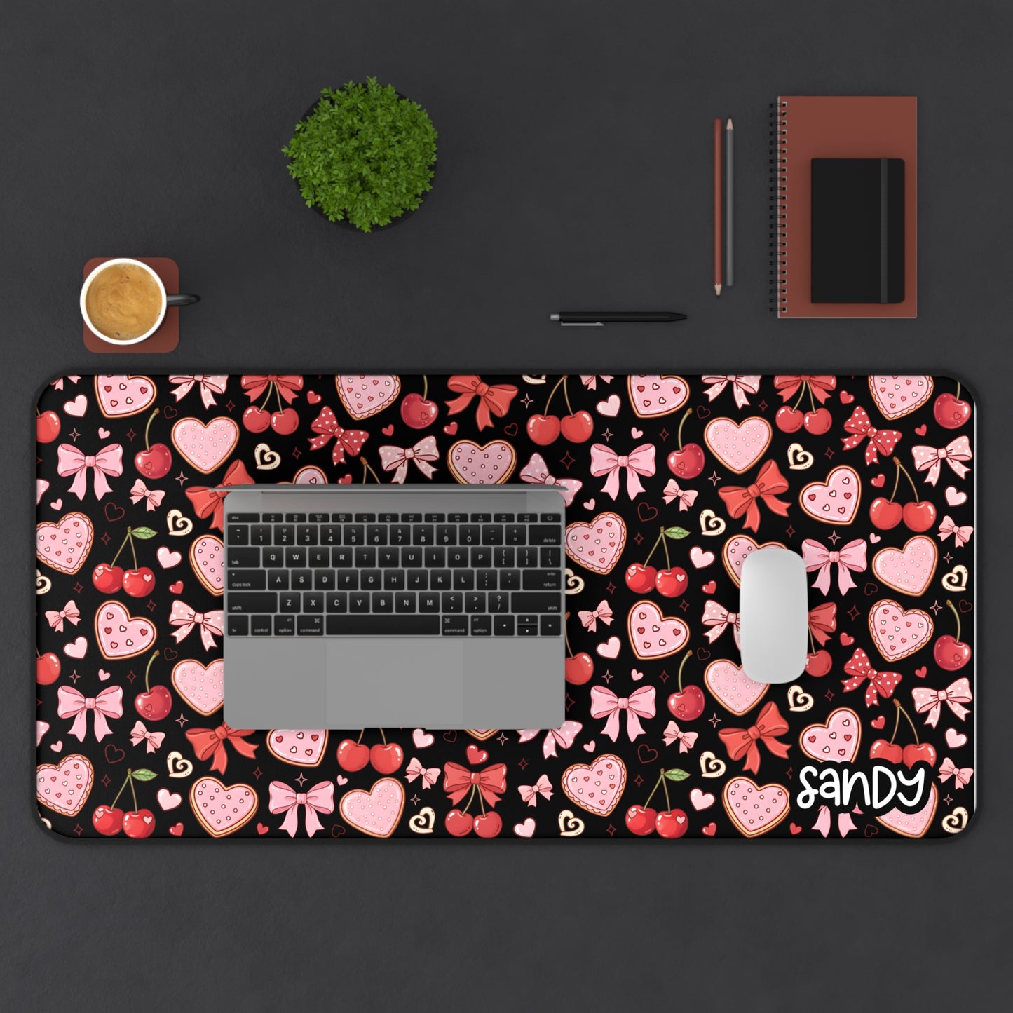 Valentine Hearts Desk Mat (black) — Pink & Red Heart Pattern Mouse Pad