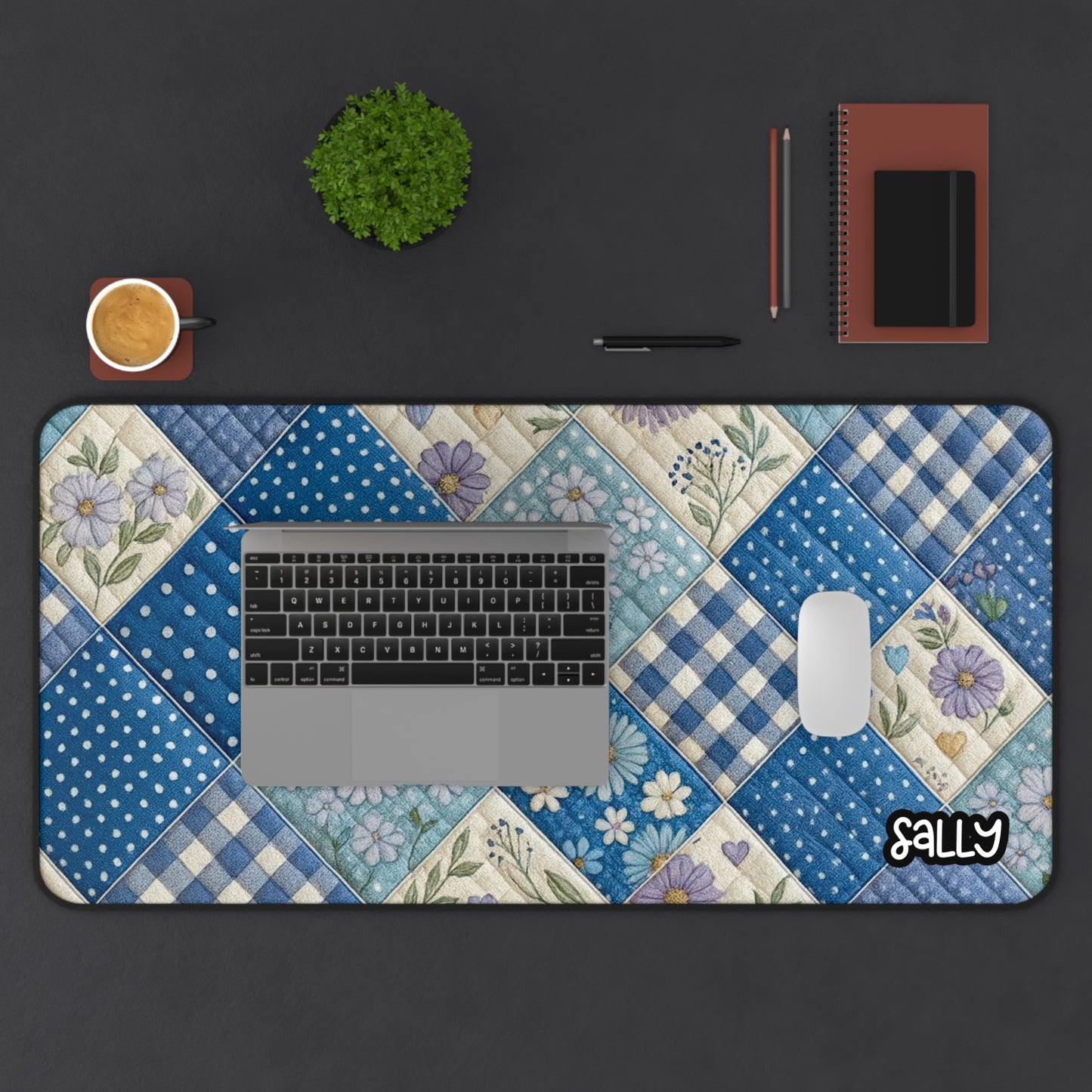3D Quilt Patchwork Floral Desk Mat — Blue Floral Quilted Mouse Pad
