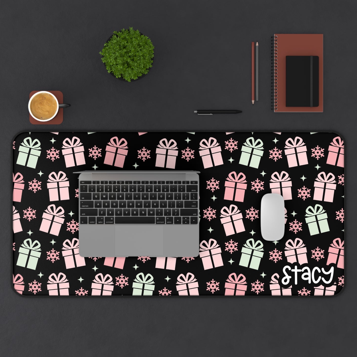 Pink Christmas Gifts Desk Mat (black)
