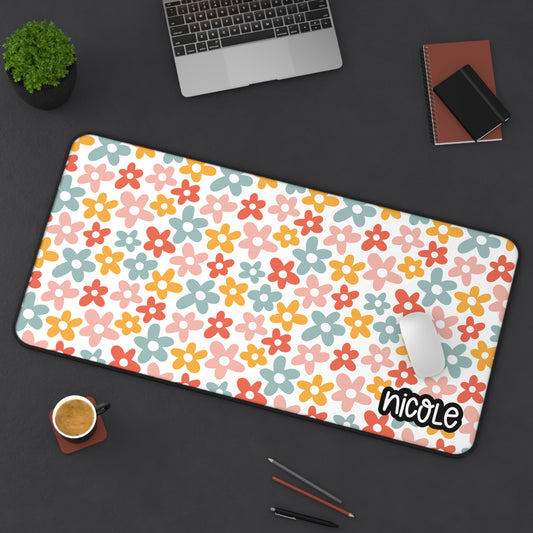 Retro Daisies Floral Desk Mat for a Vibrant Workspace